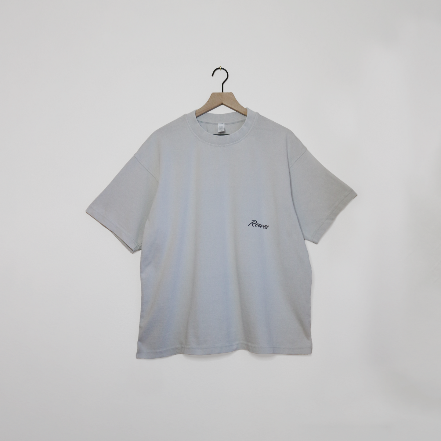 REEVES CAR CLUB SCRIPT TEE